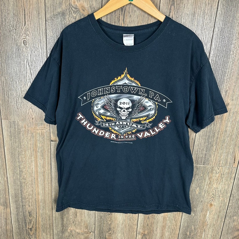 Thunder in the Valley 2011 Johnstown PA Biker Motorcycle Graphic T-Shirt Large